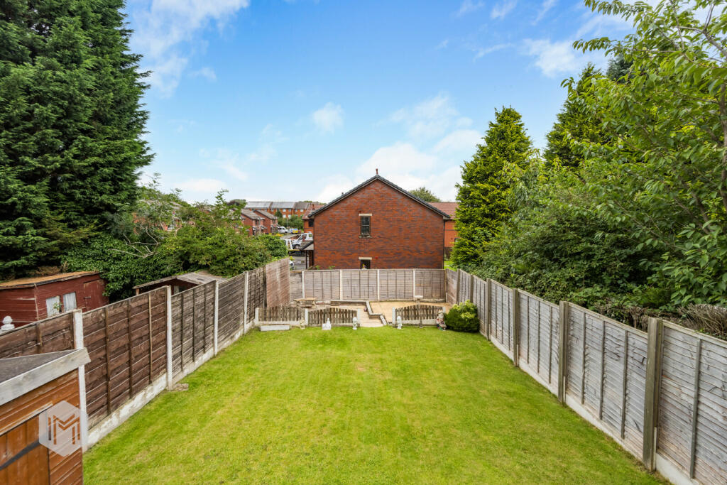 Additional property image - Parkfield Avenue, Farnworth, Bolton, BL4 9PZ
