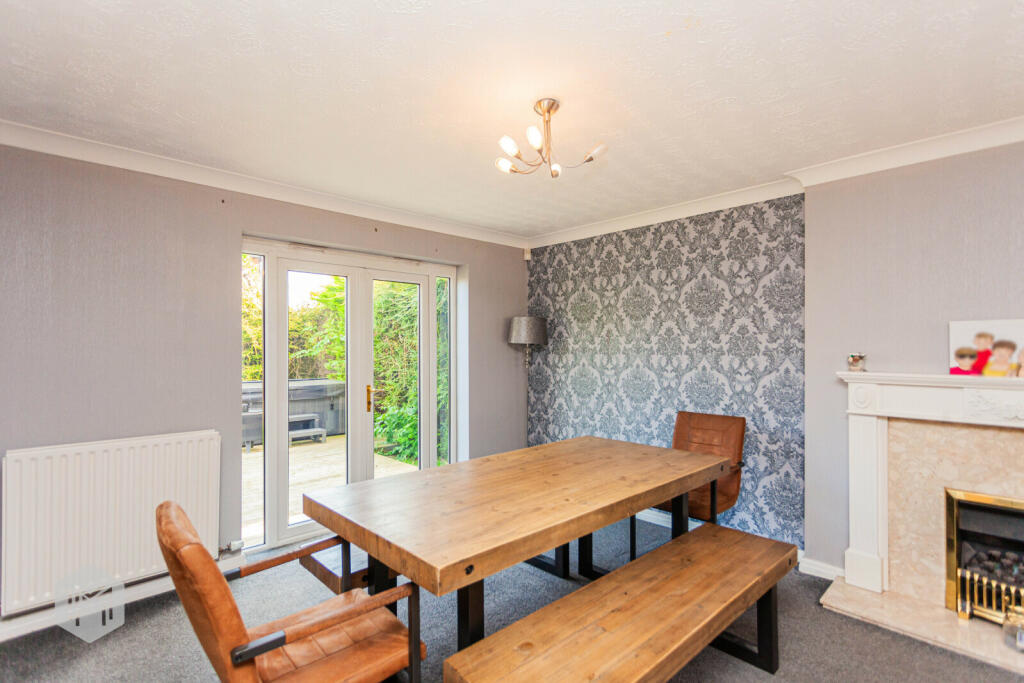 Additional property image - Templecombe Drive, Bolton, Greater Manchester, BL1 7TD