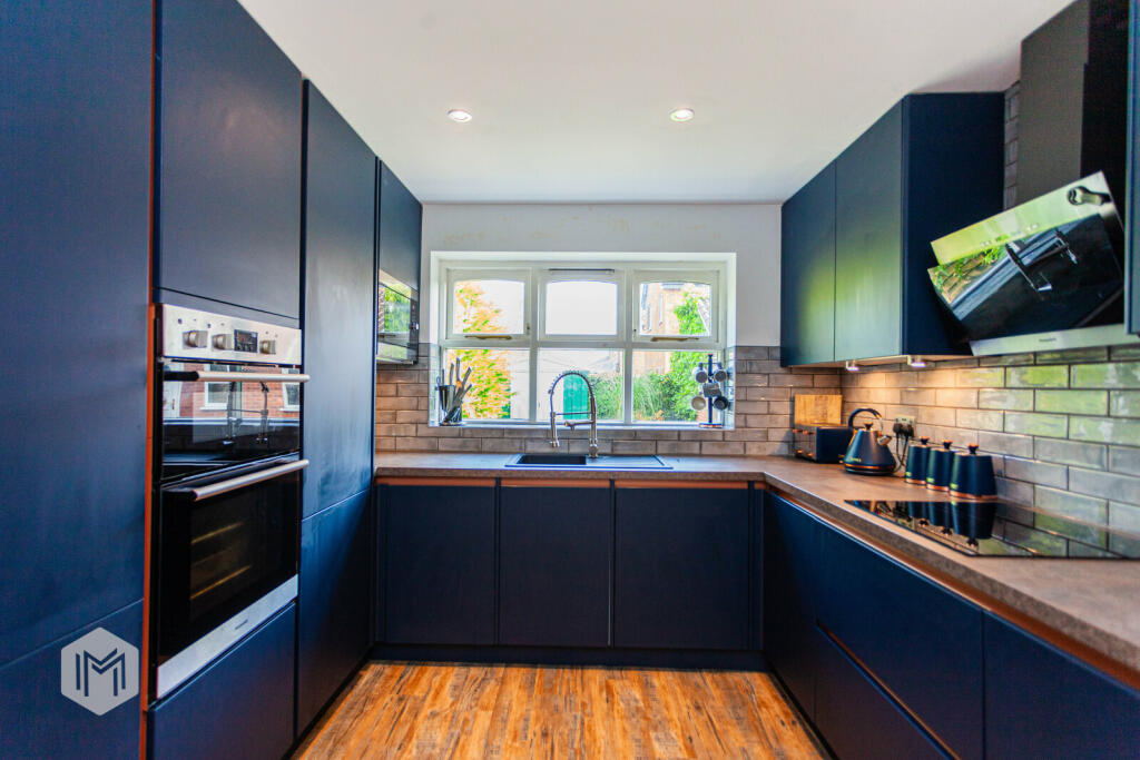 Additional property image - Templecombe Drive, Bolton, Greater Manchester, BL1 7TD