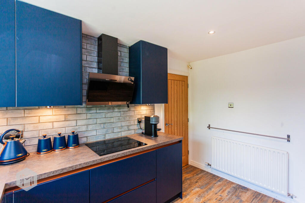 Additional property image - Templecombe Drive, Bolton, Greater Manchester, BL1 7TD