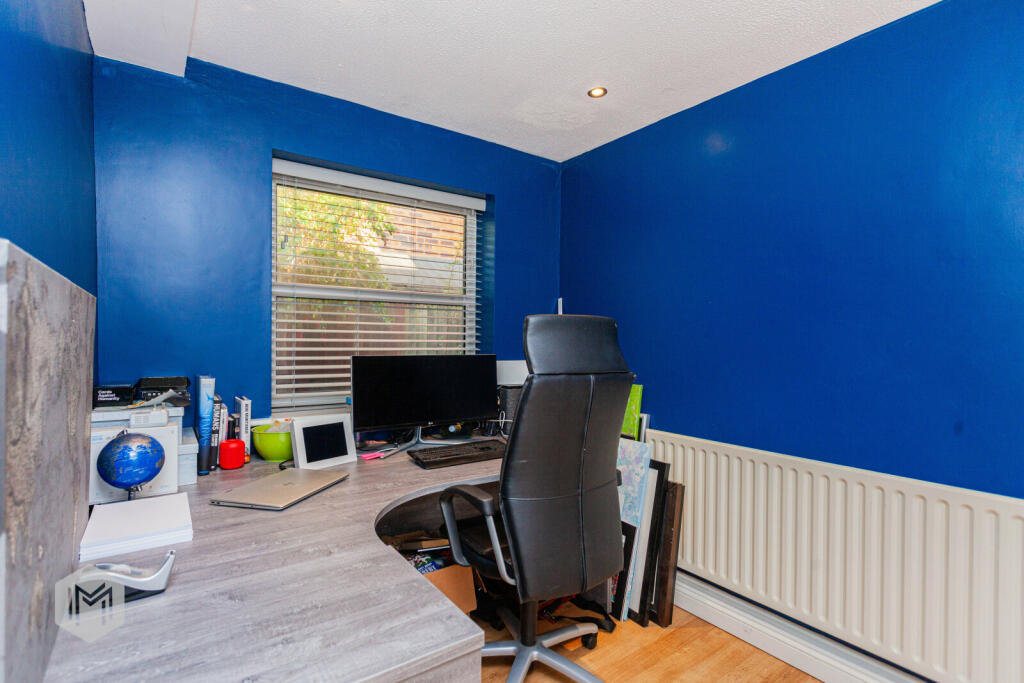Additional property image - Templecombe Drive, Bolton, Greater Manchester, BL1 7TD