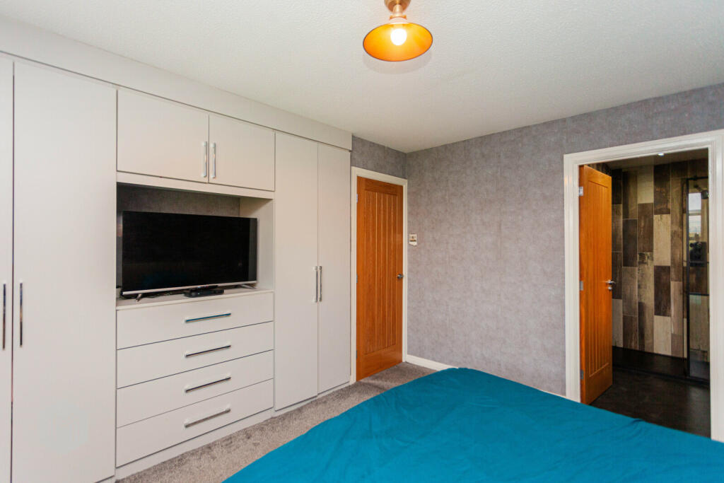 Additional property image - Templecombe Drive, Bolton, Greater Manchester, BL1 7TD