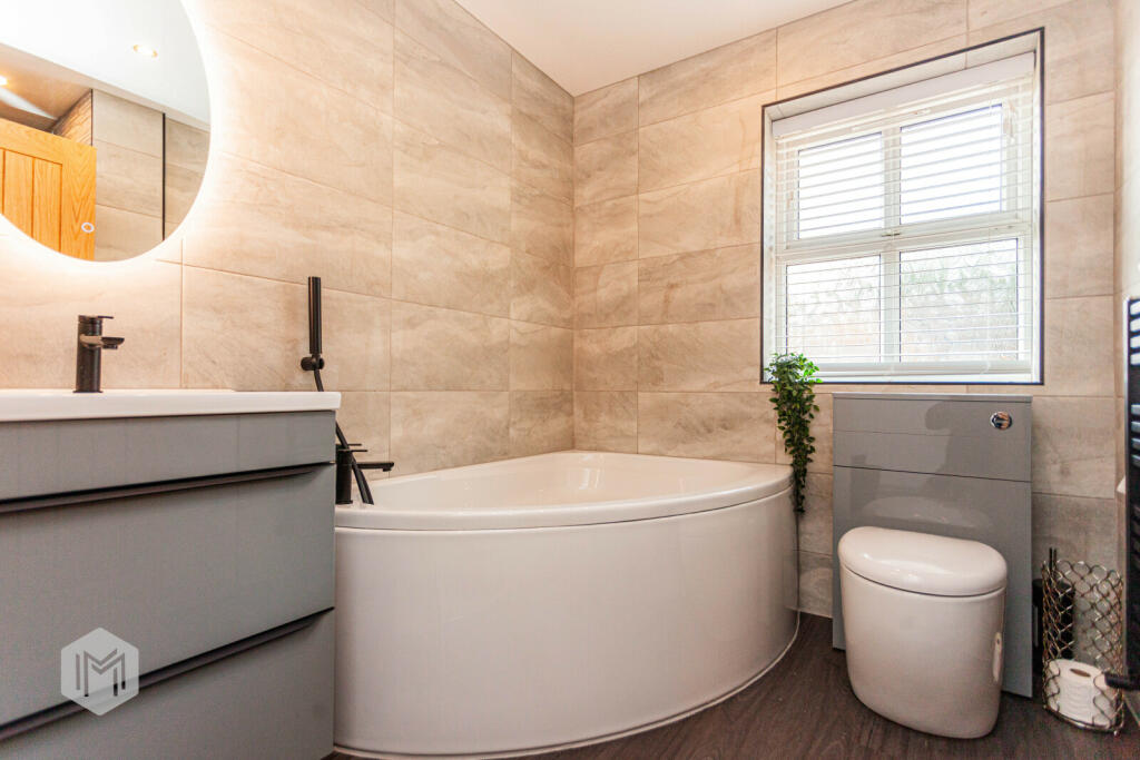 Additional property image - Templecombe Drive, Bolton, Greater Manchester, BL1 7TD
