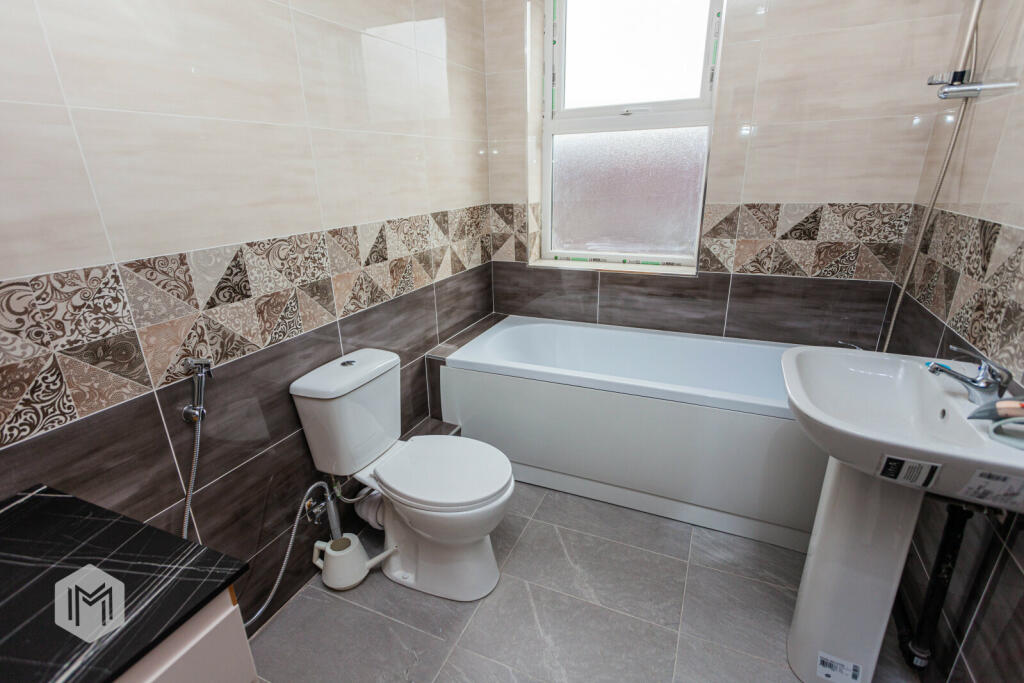 Additional property image - Lonsdale Road, Bolton, Greater Manchester, BL1 4PW
