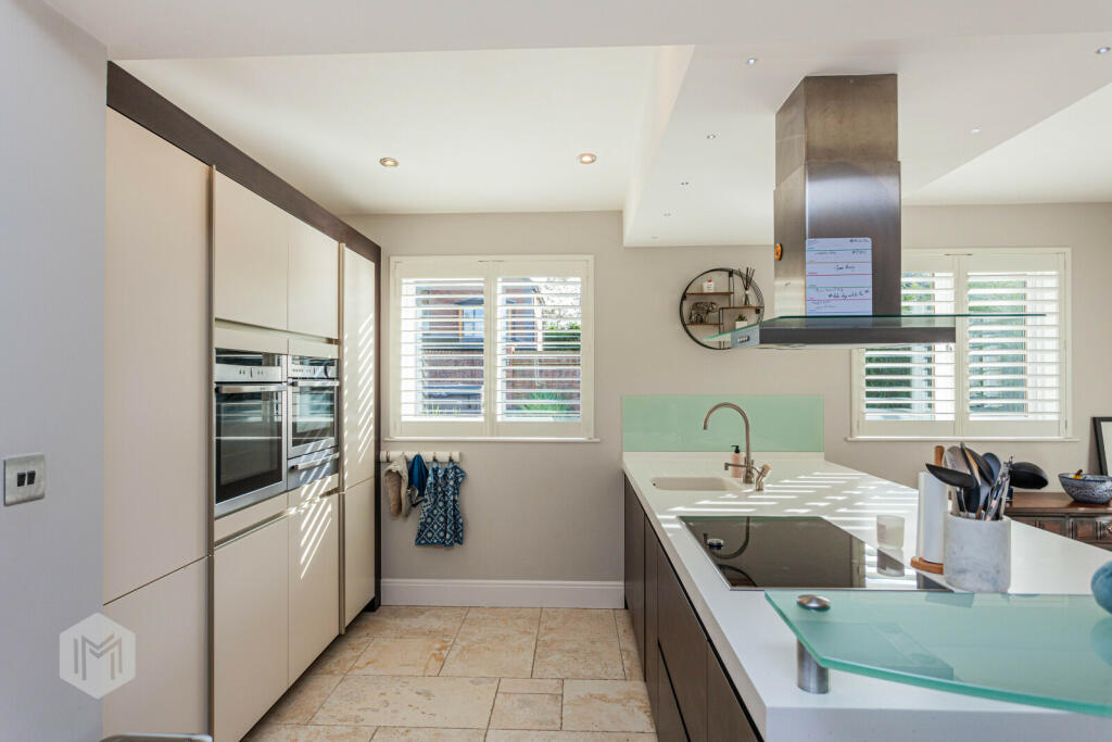 Additional property image - Old Kiln Lane, Bolton, Greater Manchester, BL1 5PD