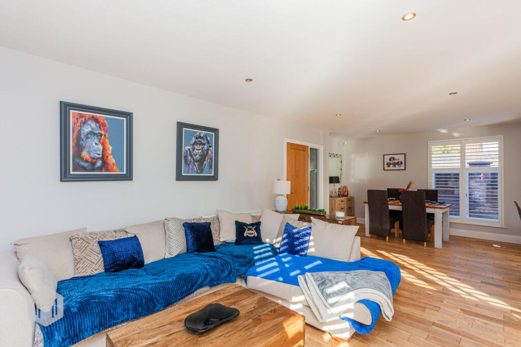 Additional property image - Old Kiln Lane, Bolton, Greater Manchester, BL1 5PD