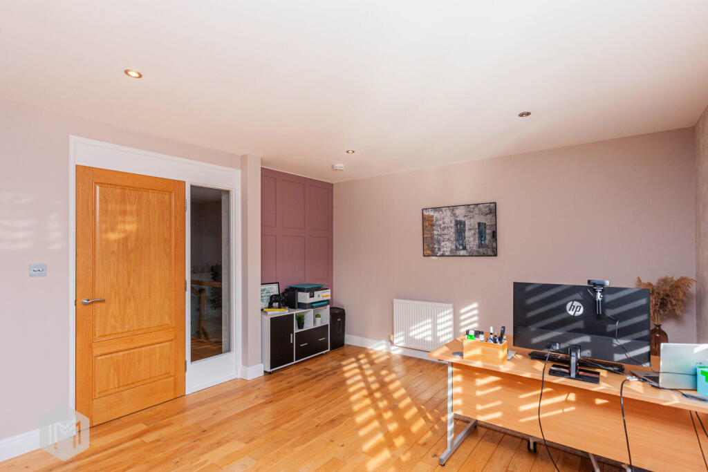Additional property image - Old Kiln Lane, Bolton, Greater Manchester, BL1 5PD