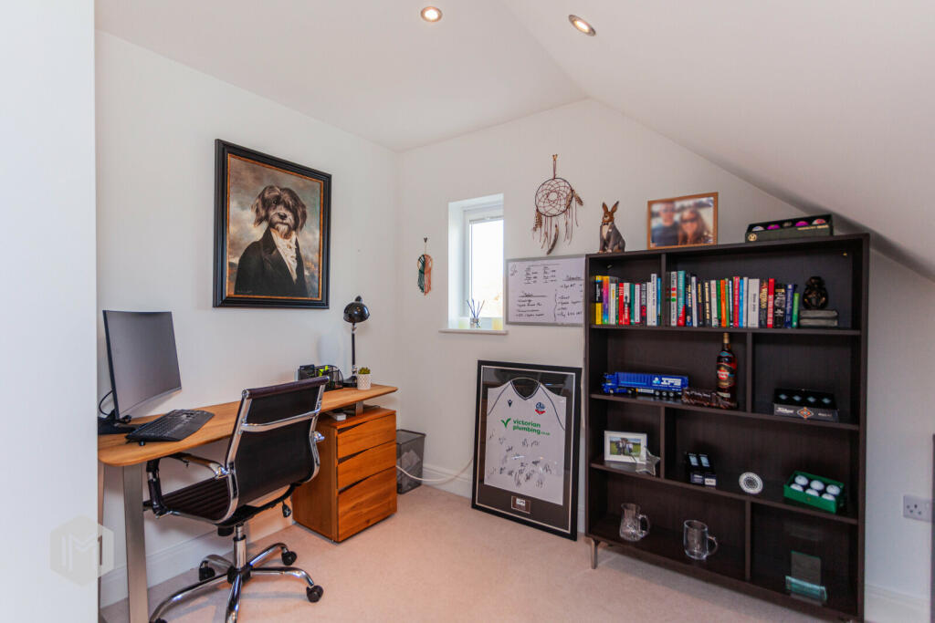 Additional property image - Old Kiln Lane, Bolton, Greater Manchester, BL1 5PD