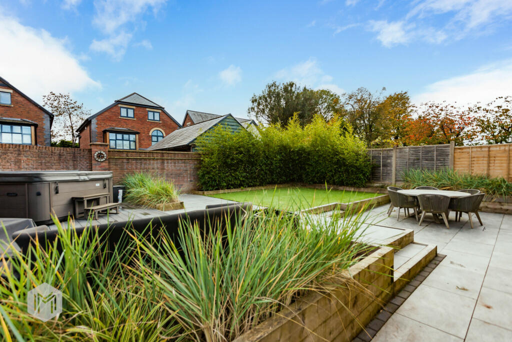 Additional property image - Old Kiln Lane, Bolton, Greater Manchester, BL1 5PD