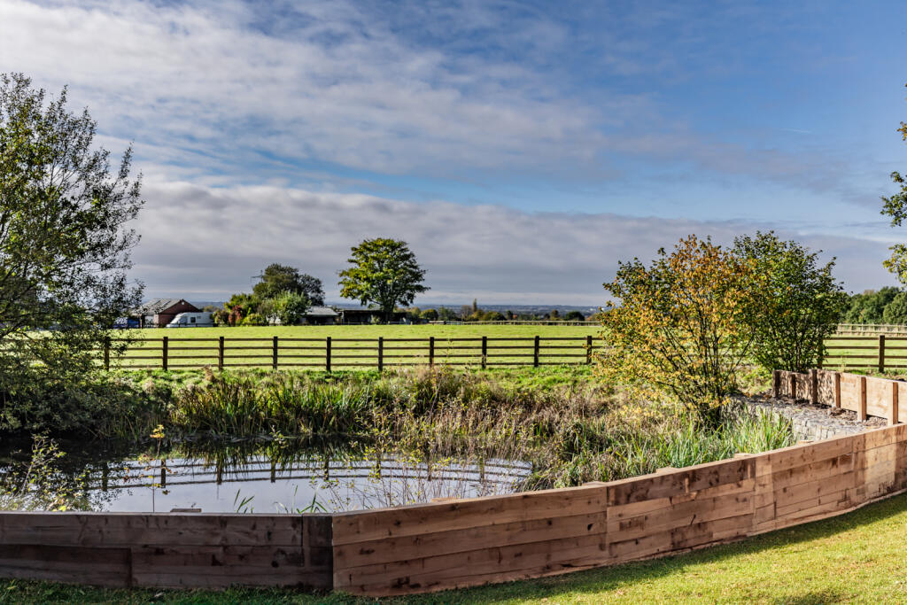 Additional property image - Green Gables, Green Common Lane,, Westhoughton, Bolton, Greater Manchester, BL5 3BN