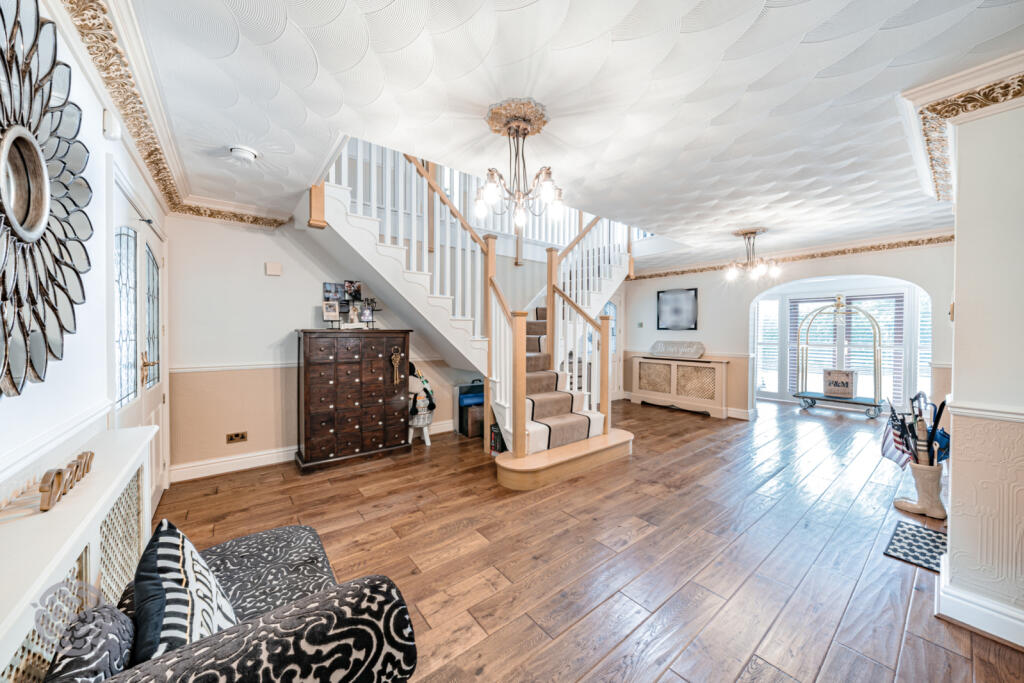 Additional property image - Dobb Brow Road, Westhoughton, Bolton, Greater Manchester, BL5 2AY