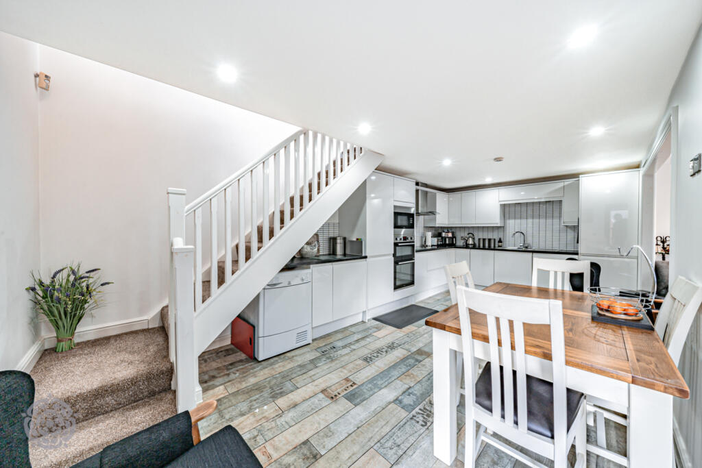 Additional property image - Dobb Brow Road, Westhoughton, Bolton, Greater Manchester, BL5 2AY