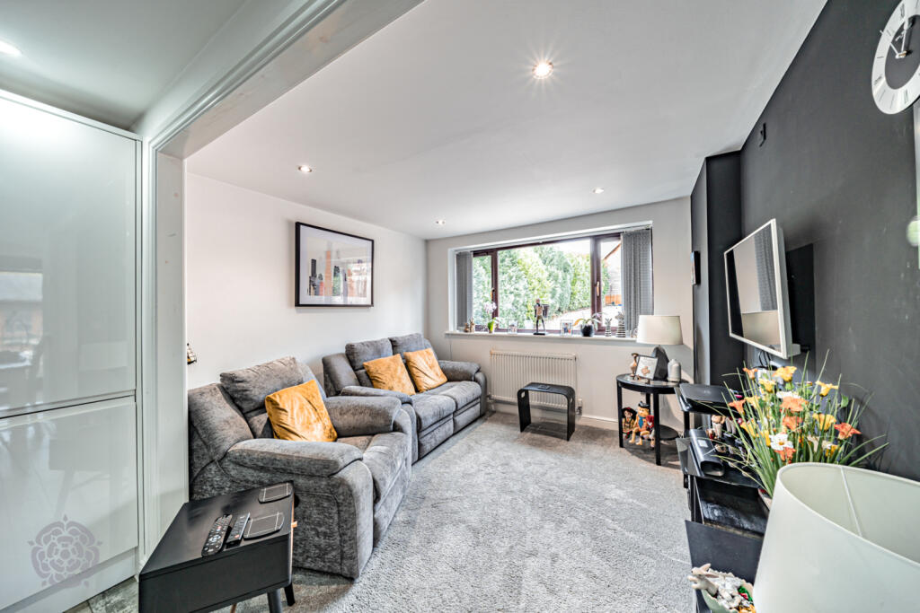 Additional property image - Dobb Brow Road, Westhoughton, Bolton, Greater Manchester, BL5 2AY