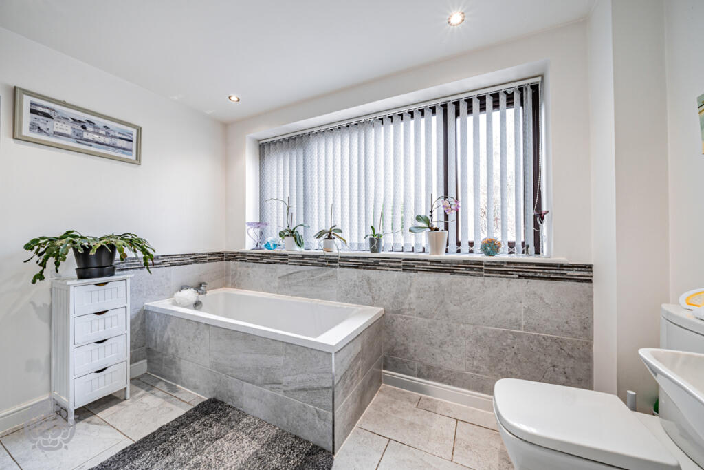 Additional property image - Dobb Brow Road, Westhoughton, Bolton, Greater Manchester, BL5 2AY