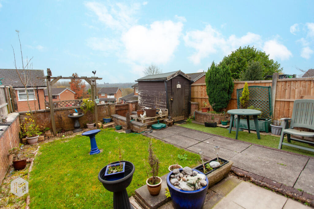 Additional property image - Bembridge Drive, Bolton, Greater Manchester, BL3 1RJ