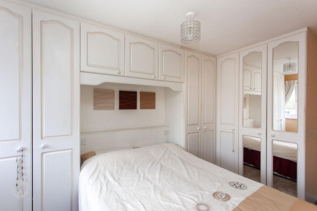 Additional property image - Bembridge Drive, Bolton, Greater Manchester, BL3 1RJ