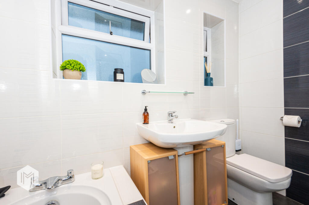 Additional property image - Landedmans, Westhoughton, Bolton, Greater Manchester, BL5 2QJ