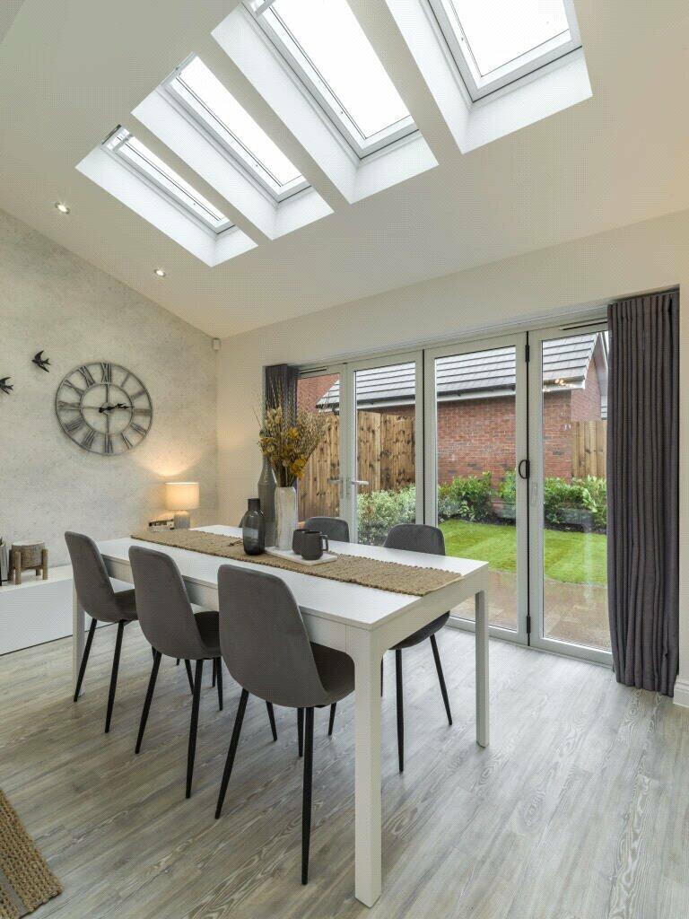 Additional property image - Lever Park Avenue, Horwich, Bolton, Greater Manchester, BL6 7LQ