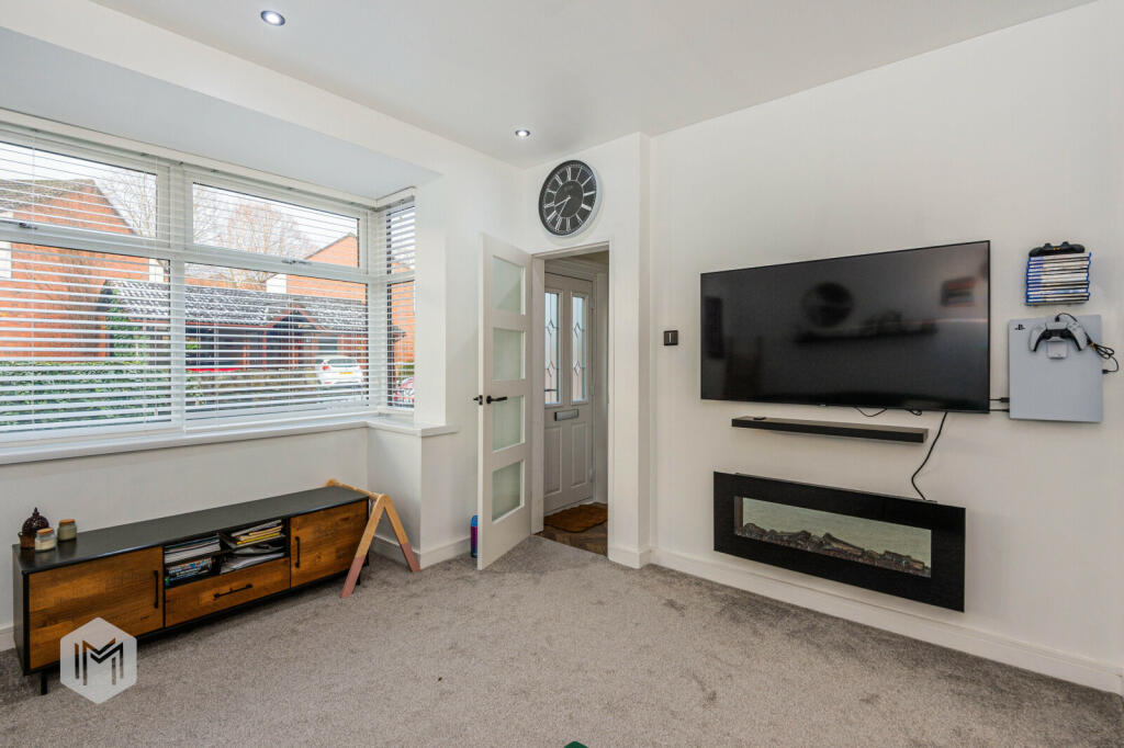 Additional property image - Oxford Grove, Bolton, Greater Manchester, BL1 3AN