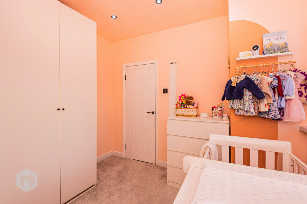 Additional property image - Oxford Grove, Bolton, Greater Manchester, BL1 3AN