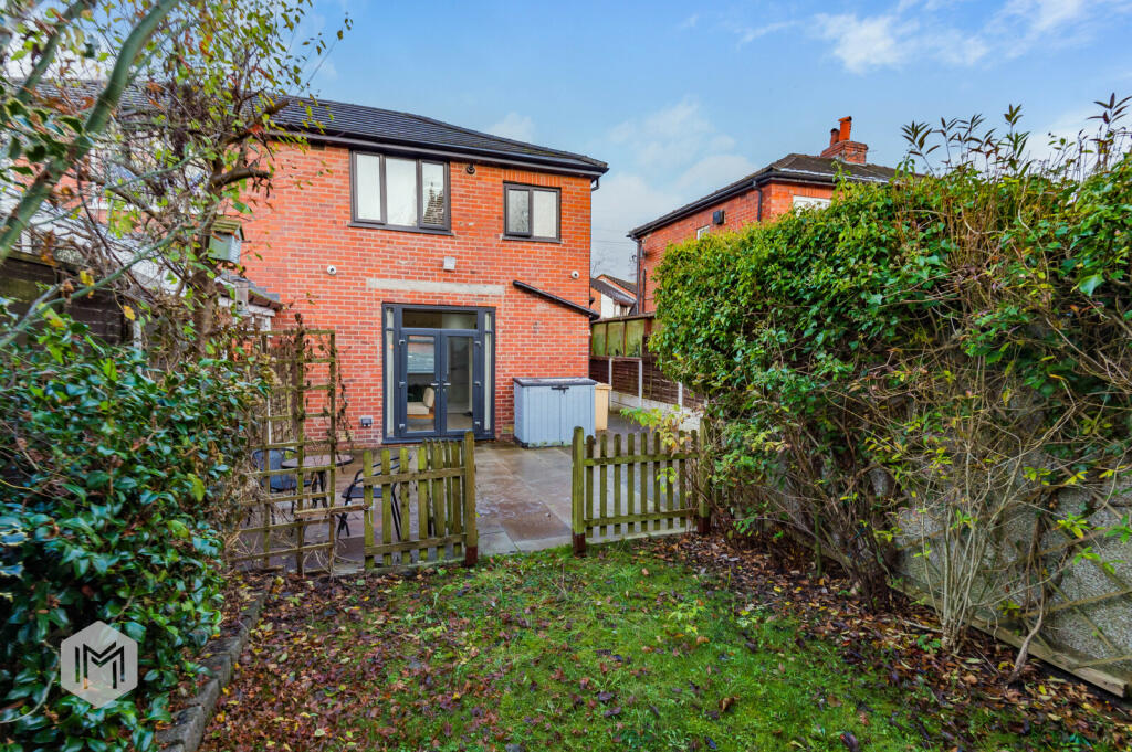 Additional property image - Oxford Grove, Bolton, Greater Manchester, BL1 3AN