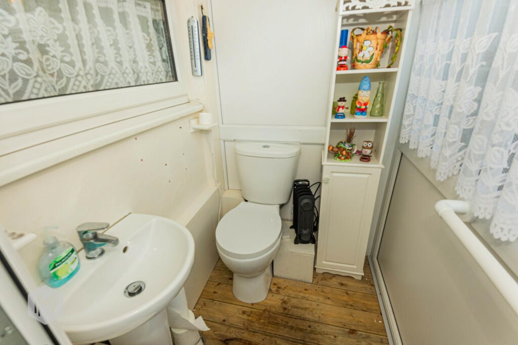 Additional property image - Fylde Street East, Bolton, Greater Manchester, BL3 2QE