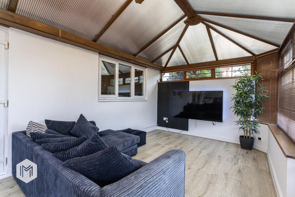 Additional property image - Sandileigh Drive, Bolton, Greater Manchester, BL1 8UF