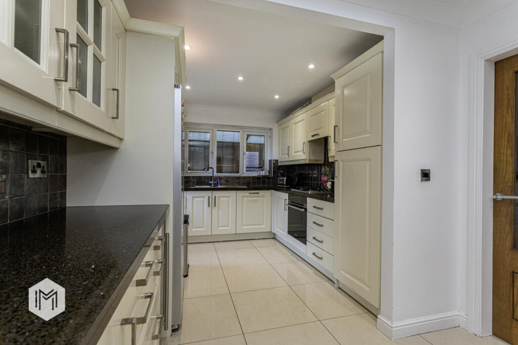 Additional property image - Sandileigh Drive, Bolton, Greater Manchester, BL1 8UF