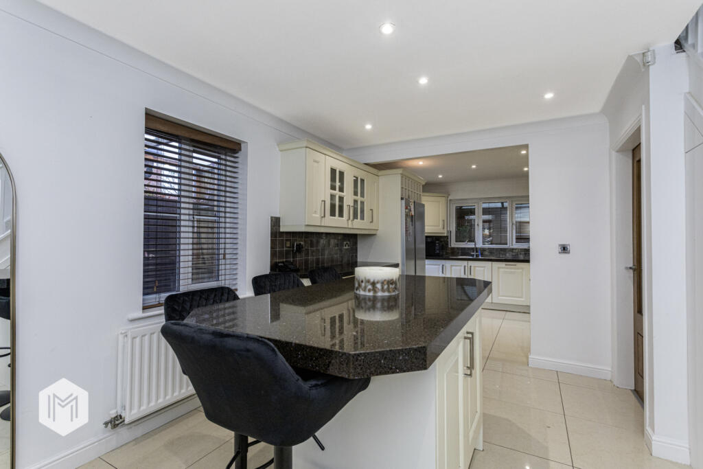 Additional property image - Sandileigh Drive, Bolton, Greater Manchester, BL1 8UF