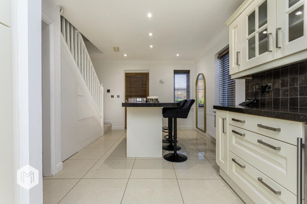 Additional property image - Sandileigh Drive, Bolton, Greater Manchester, BL1 8UF