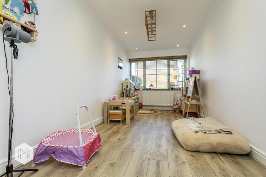 Additional property image - Sandileigh Drive, Bolton, Greater Manchester, BL1 8UF