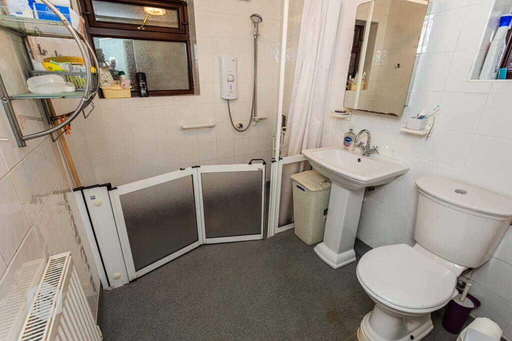 Additional property image - Calvert Road, Bolton, Greater Manchester, BL3 3BT