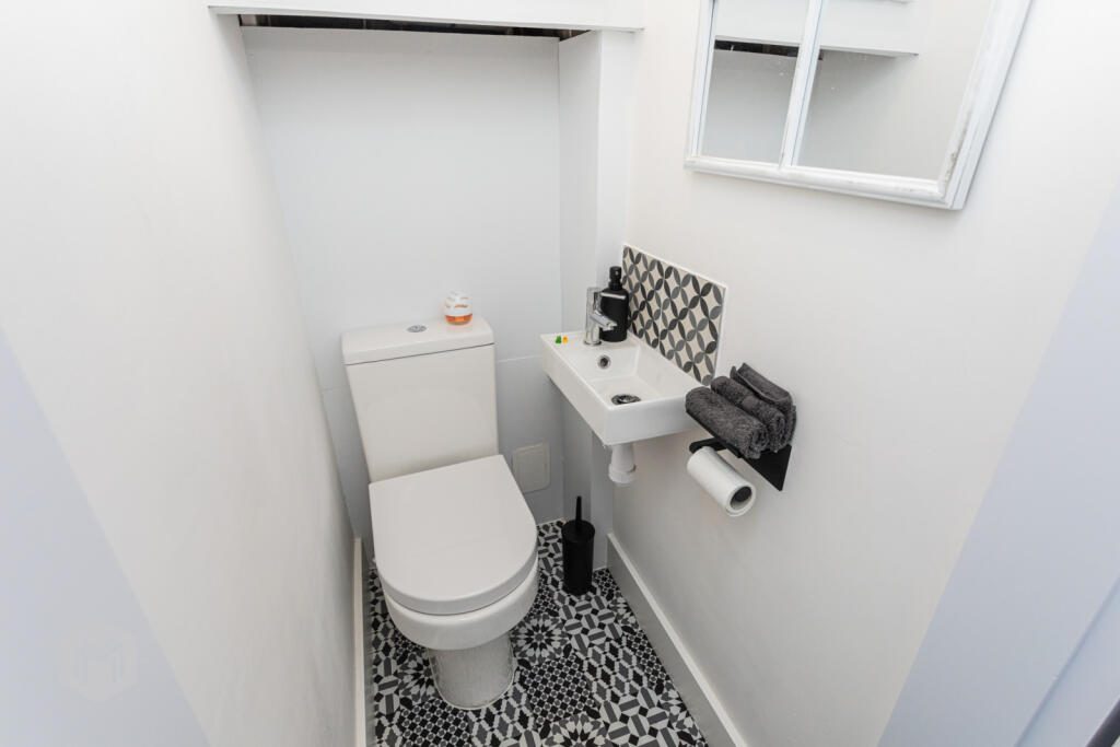 Additional property image - Crescent Road, Kearsley, Bolton, Greater Manchester, BL4 8LF