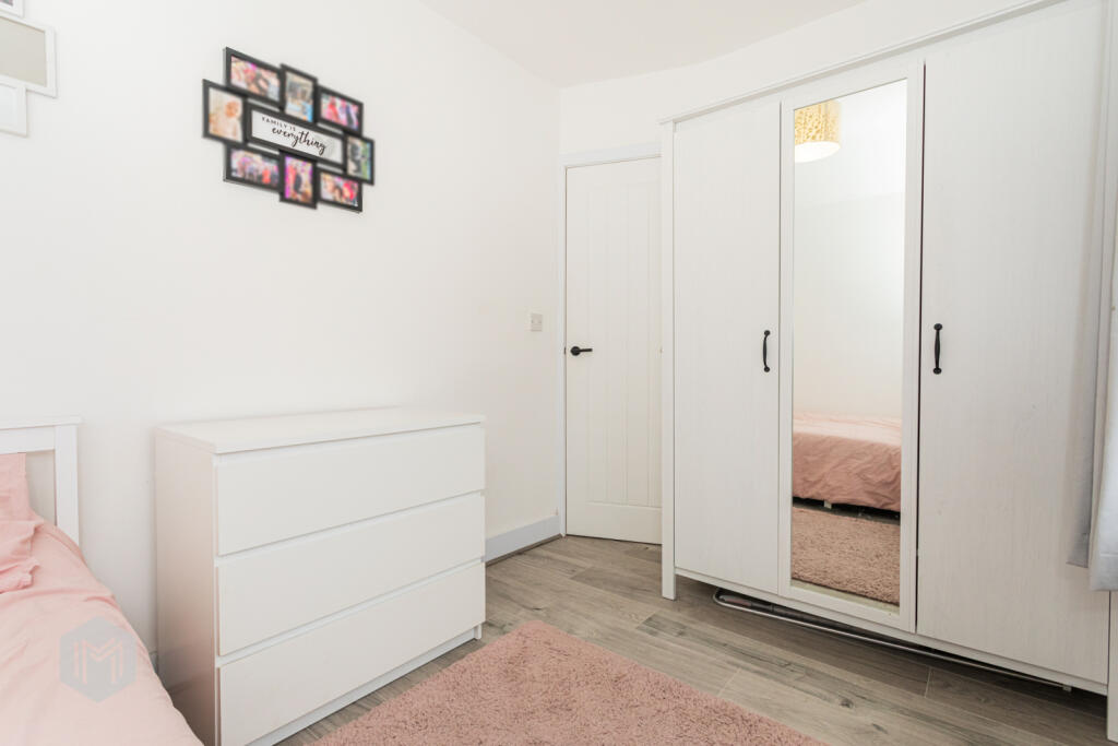 Additional property image - Crescent Road, Kearsley, Bolton, Greater Manchester, BL4 8LF