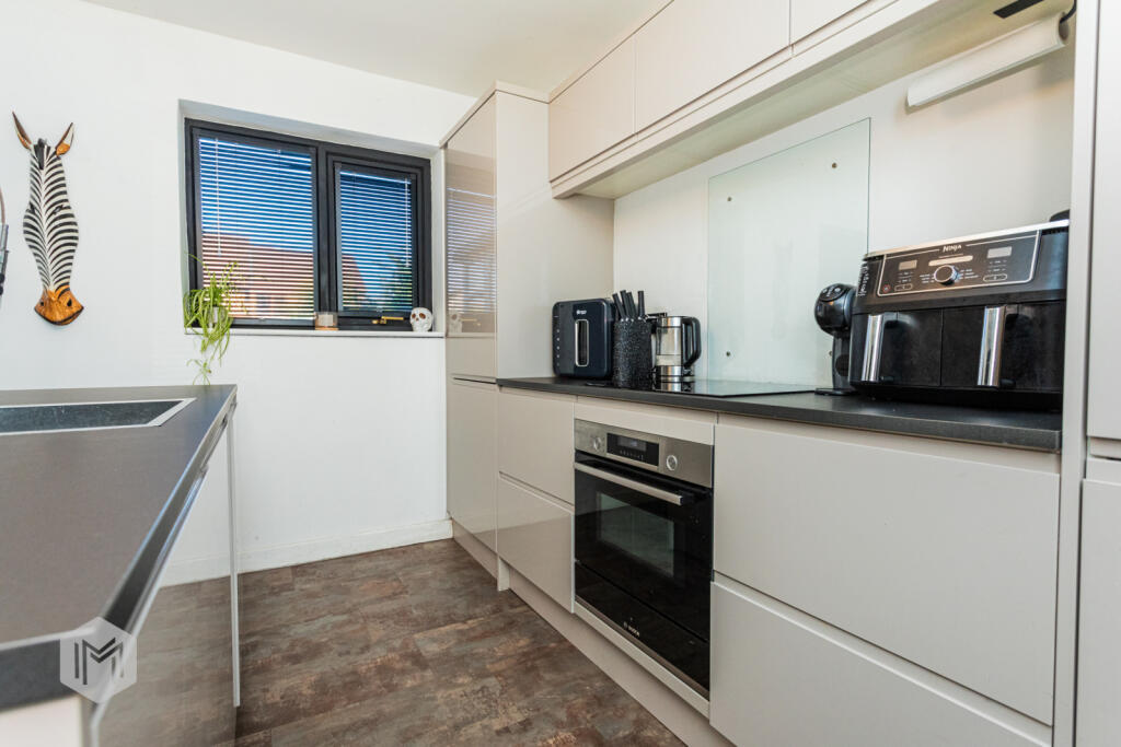 Additional property image - Division Street, Bolton, Greater Manchester, BL3 2DQ