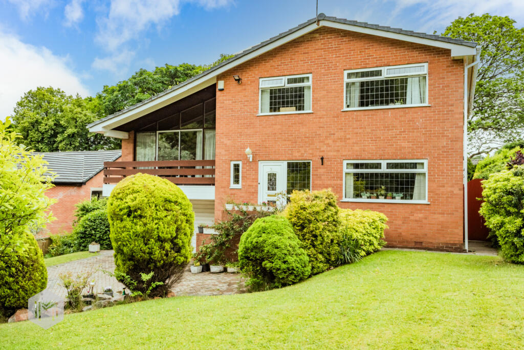 Main image of property: The Glen, Bolton, Greater Manchester, BL1 5DB