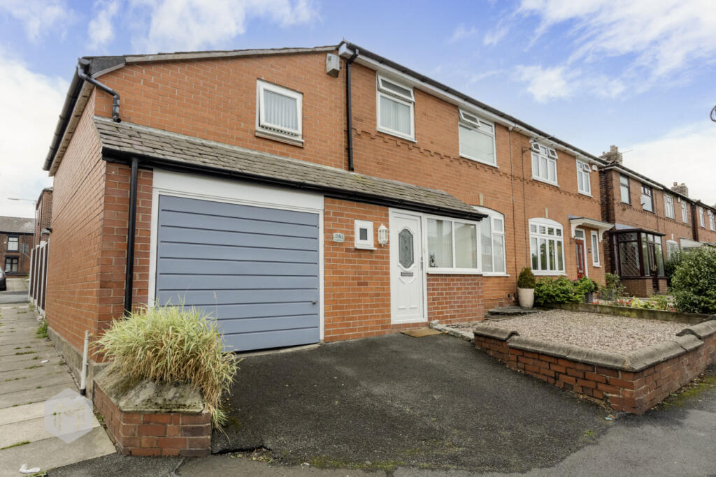5 bedroom semi-detached house