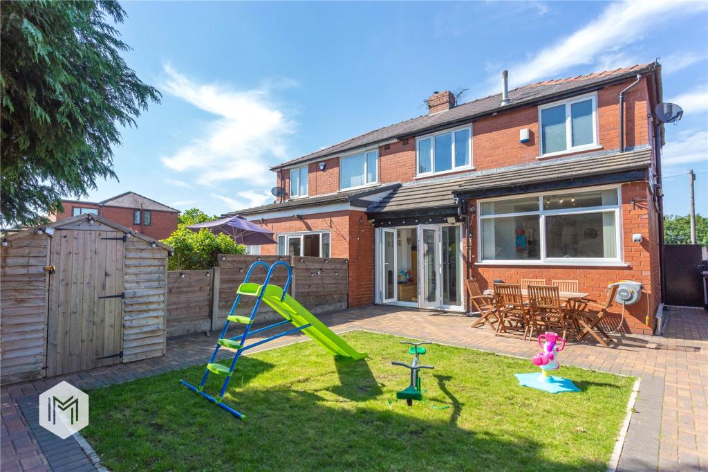 3 bedroom semidetached house for sale in Cawdor Avenue, Farnworth