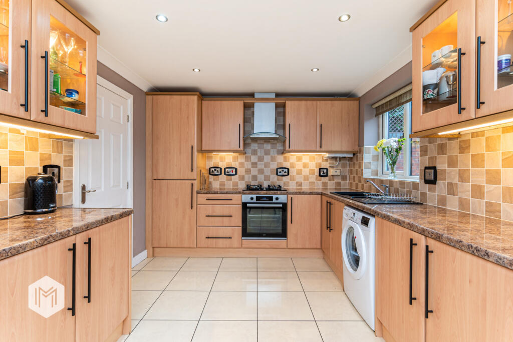 Additional property image - Rosewood Avenue, Tottington, Bury, Greater Manchester, BL8 3HG