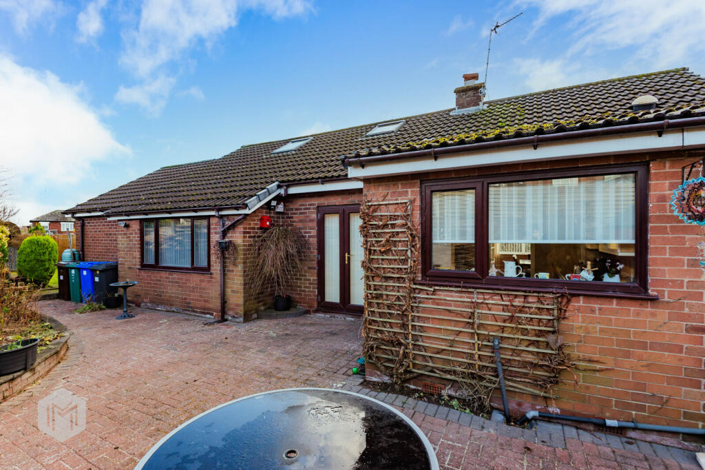 Additional property image - Greenfield Close, Bury, Greater Manchester, BL8 2LY