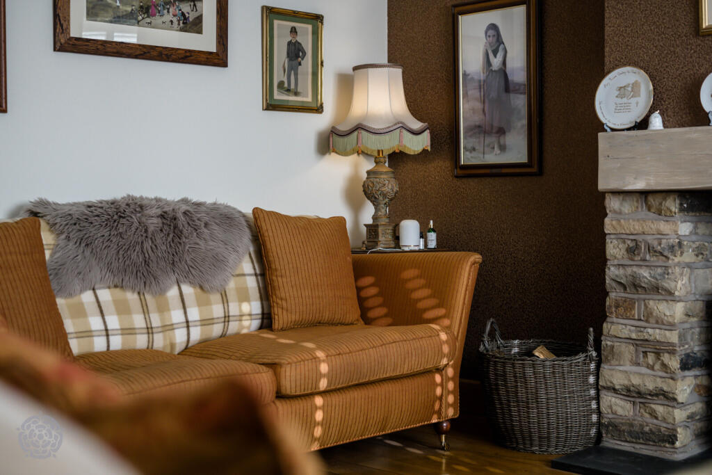 Additional property image - Burnley Road, Edenfield, Ramsbottom, Bury, BL0 0QU