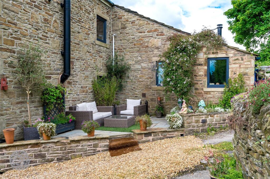 Additional property image - Burnley Road, Edenfield, Ramsbottom, Bury, BL0 0QU