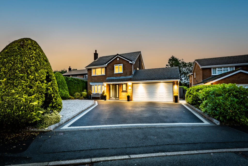 Main image of property: Larkfield Close, Greenmount, Bury, Greater Manchester, BL8 4QJ