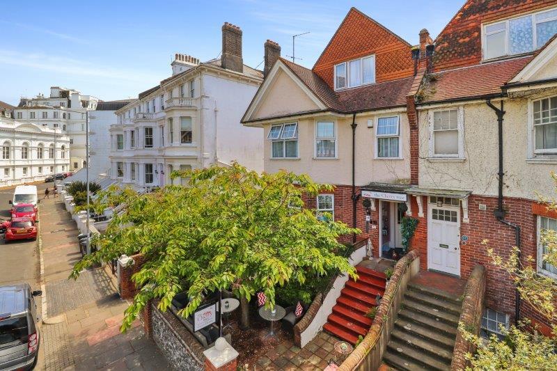 12 bedroom guest house for sale in Silverdale Road, Eastbourne, East