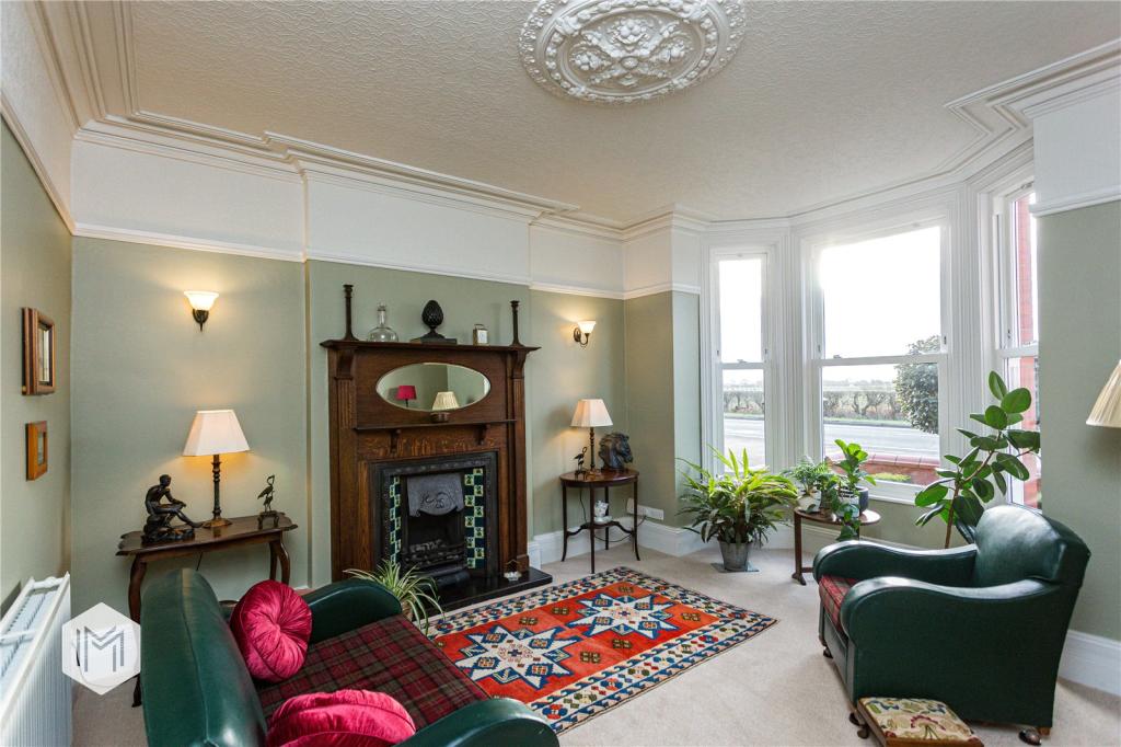 4 bedroom semidetached house for sale in Newton Road, Lowton