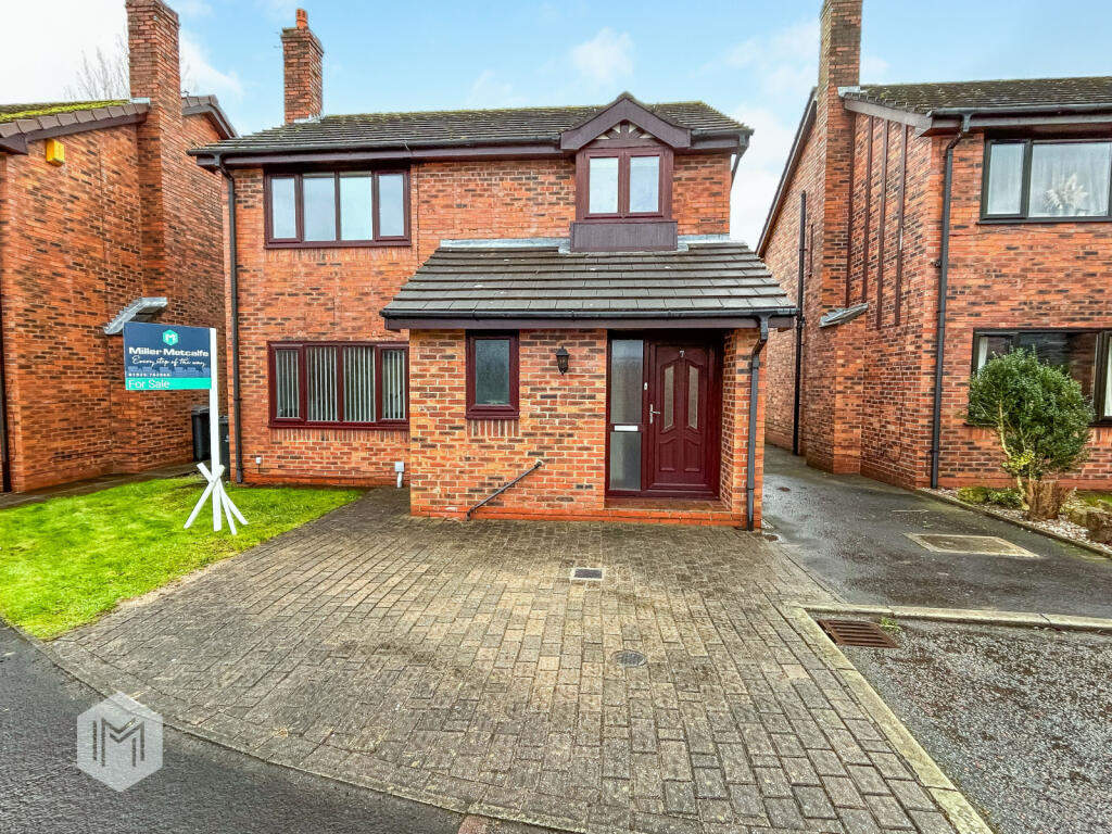 4 bedroom detached house for sale in Ribchester Gardens, Culcheth