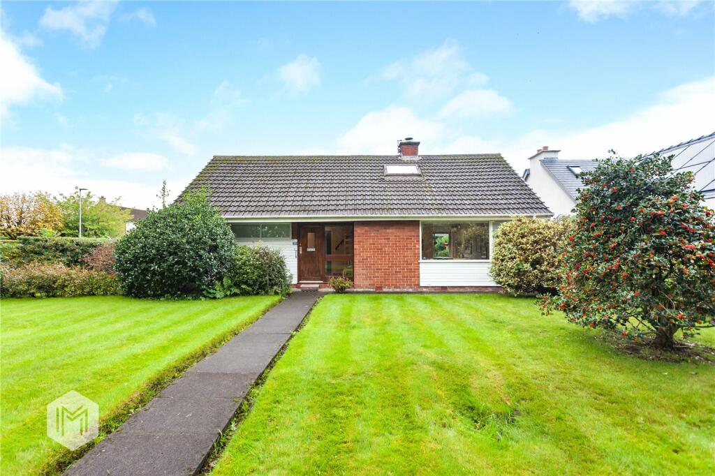 3 bedroom bungalow for sale in Culcheth Hall Drive, Culcheth