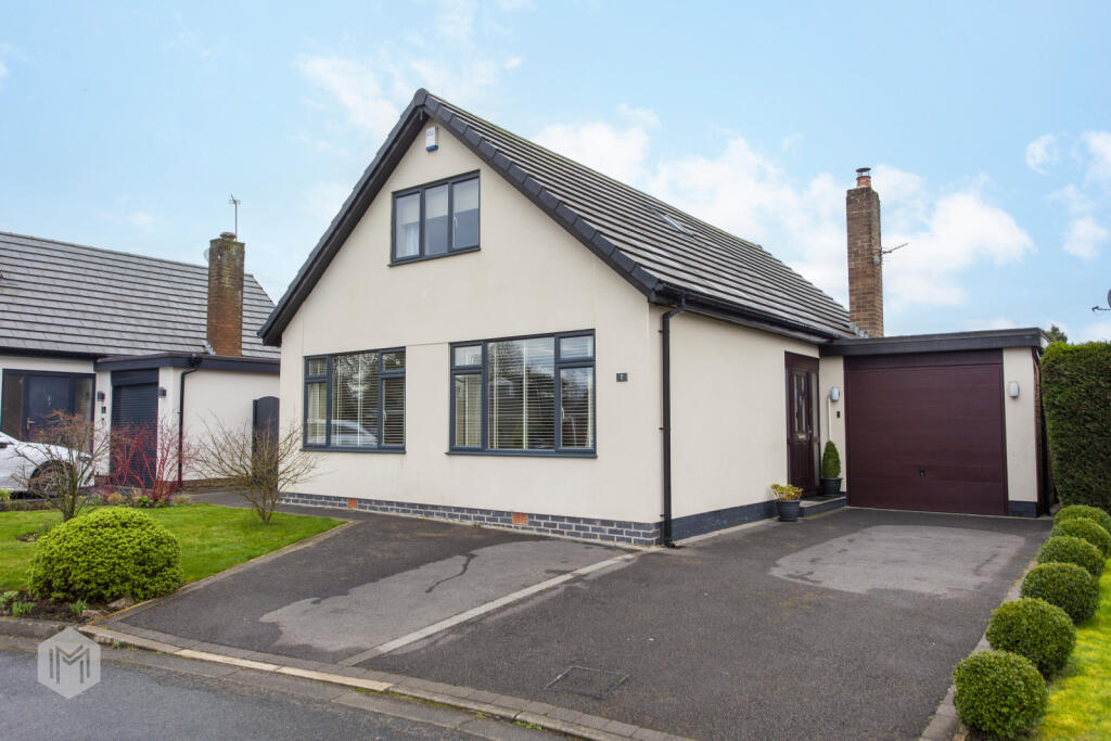 3 bedroom bungalow for sale in Lowther Avenue, Culcheth, Warrington, Cheshire, WA3 4JZ, WA3
