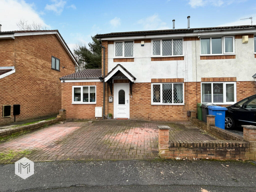 4 bedroom semi-detached house for sale in Holyhead Close, Callands, Warrington, Cheshire, WA5 9RN, WA5