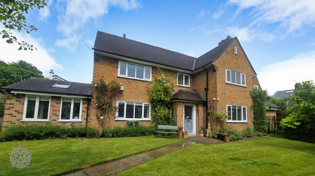 4 bedroom detached house for sale in Common Lane, Culcheth, Warrington, Cheshire, WA3 4HD, WA3